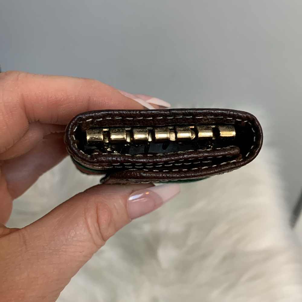 Gucci Beige GG Canvas Key & Card Holder with Brown Trim and Green/Red Stripe - Picture 5 of 16